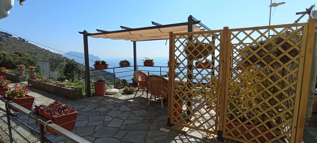 In Scia Costa Apartment Bogliasco Italy